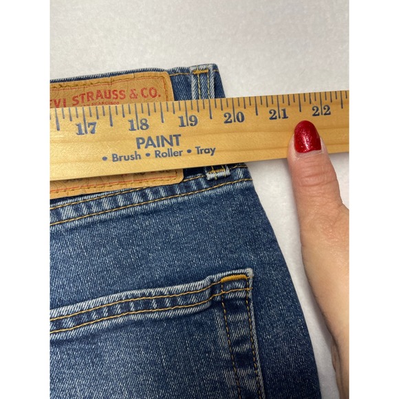 Levi Strauss & Co 505 Regular Fit Straight Leg Jeans Blue Wash Mens Size 38x30 - Picture 8 of 9